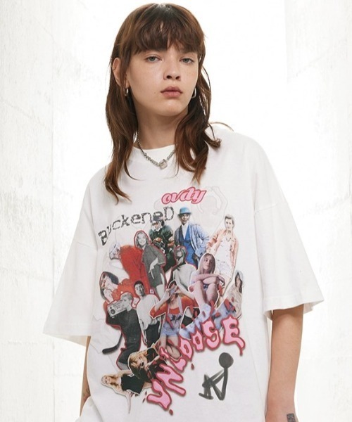 A'GEM9(エージェムナイン)の「A'GEM/9 × .kom『OVDY/オブディワイ』 デザインプリントTEE 半袖カットソー(Tシャツ/カットソー・メンズ・ホワイト/ブラック・M)」の2枚目の写真
