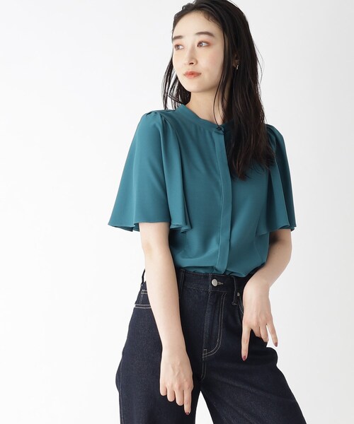 OPAQUE.CLIP（オペークドットクリップ）の「◆フレアスリーブ バンドカラーブラウス【イージーケア/洗濯機洗い可】（シャツ/ブラウス・レディース・ホワイト系3/ブラック/ネイビー系/グリーン・38/42/40）」の9枚目の写真