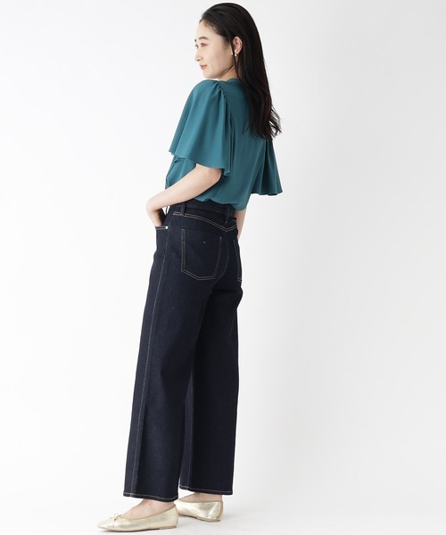 OPAQUE.CLIP（オペークドットクリップ）の「◆フレアスリーブ バンドカラーブラウス【イージーケア/洗濯機洗い可】（シャツ/ブラウス・レディース・ホワイト系3/ブラック/ネイビー系/グリーン・38/42/40）」の7枚目の写真