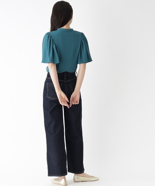 OPAQUE.CLIP（オペークドットクリップ）の「◆フレアスリーブ バンドカラーブラウス【イージーケア/洗濯機洗い可】（シャツ/ブラウス・レディース・ホワイト系3/ブラック/ネイビー系/グリーン・38/42/40）」の8枚目の写真