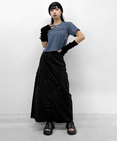 LVEU.(ラブユ.)の「Drawcord cargo skirt / ドローコードカーゴスカート(スカート・レディース・ブラック・FREE)」の13枚目の写真