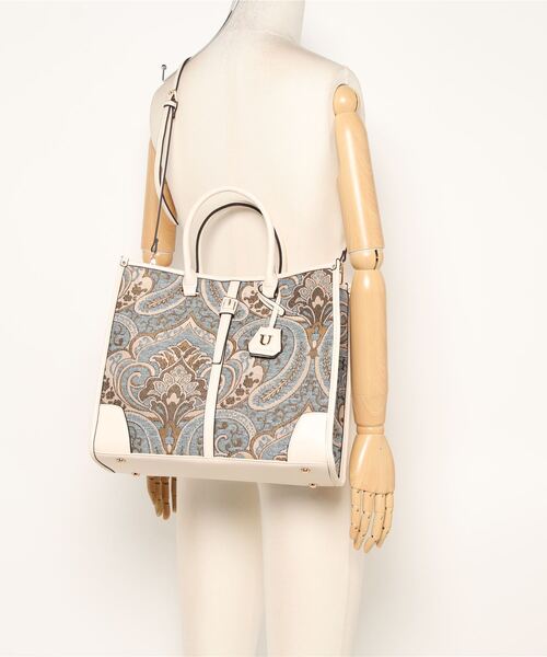 U（ユー）の「ペイズリー ジュリアングル トートバッグ Lサイズ A4対応（トートバッグ・レディース・ブルー/ベージュ/グリーン系その他/クリーム・FREE）」の15枚目の写真