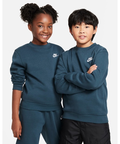 NIKE(ナイキ)の「《NIKEアパレル》YTH NSW クラブ LBRフリースL/Sクルー(スウェット・キッズ・ブラック/レッド系その他/ベージュ系その他/グリーン系その他/オレンジ/オリーブ/グレー/ブルー/レモンイエロー/オレンジ系/レッド系その他2/ピンク/ライトインディゴブルー/ブラウン系その他・140/150/160/130/170)」の17枚目の写真