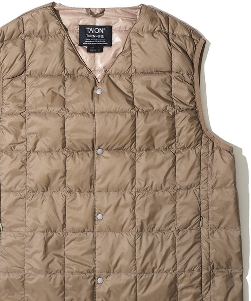 TAION（タイオン）の「【TAION / タイオン】V NECK BUTTON DOWN VEST / インナーダウンベスト TAION-001（ダウンベスト・メンズ・ブラック/グレー/サンドベージュ/ネイビー/チャコールグレー/カーキ/セージグリーン/その他/カモフラージュ/その他2/その他1・X-LARGE/MEDIUM/LARGE/XX-LARGE/SMALL）」の6枚目の写真