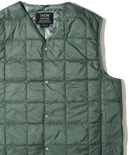 TAION（タイオン）の「【TAION / タイオン】V NECK BUTTON DOWN VEST / インナーダウンベスト TAION-001（ダウンベスト・メンズ・ブラック/グレー/サンドベージュ/ネイビー/チャコールグレー/カーキ/セージグリーン/その他/カモフラージュ/その他2/その他1・X-LARGE/MEDIUM/LARGE/XX-LARGE/SMALL）」の7枚目の写真