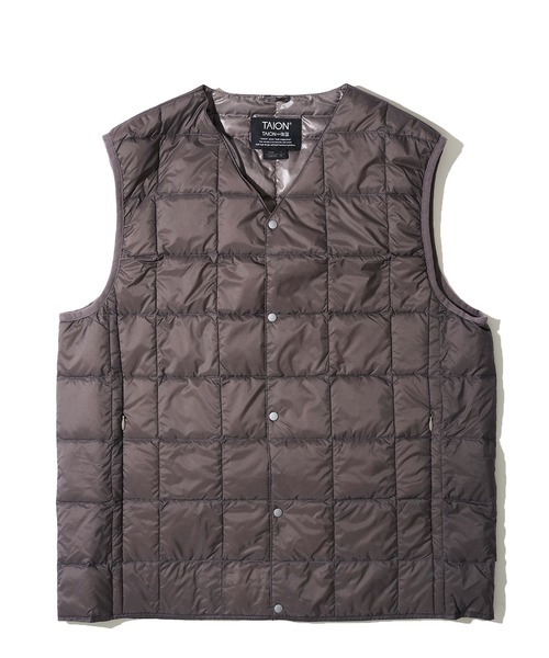 TAION（タイオン）の「【TAION / タイオン】V NECK BUTTON DOWN VEST / インナーダウンベスト TAION-001（ダウンベスト・メンズ・ブラック/グレー/サンドベージュ/ネイビー/チャコールグレー/カーキ/セージグリーン/その他/カモフラージュ/その他2/その他1・X-LARGE/MEDIUM/LARGE/XX-LARGE/SMALL）」の16枚目の写真