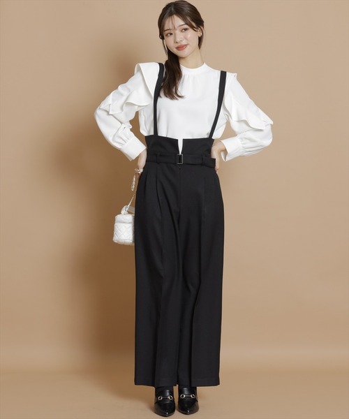 SWINGLE｜サイドビット付きタックフレアパンツ | Rakuten