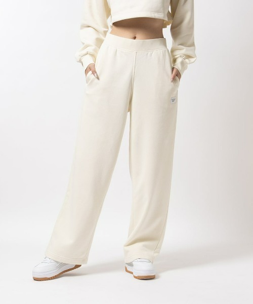 Reebok(リーボック)の「フリース パンツ / CL RBK ND OH FLEECE PANT(スウェットパンツ・レディース・マルーン/アイボリー/アッシュブラウン・MEDIUM/XX-LARGE/SMALL/LARGE/X-LARGE/X-SMALL)」の2枚目の写真