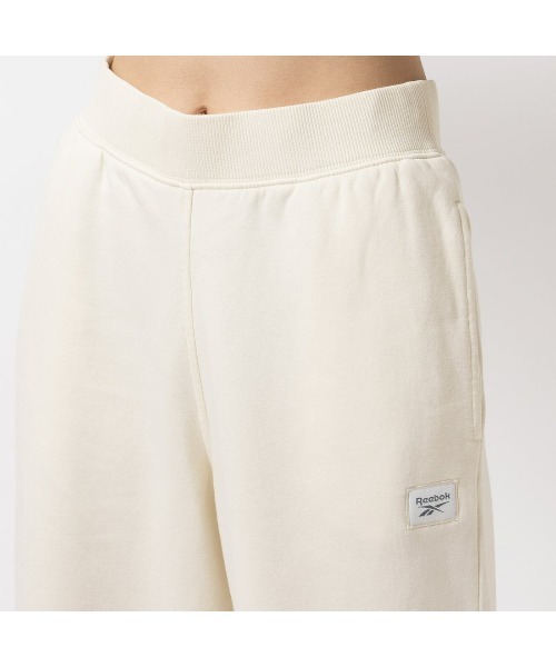 Reebok(リーボック)の「フリース パンツ / CL RBK ND OH FLEECE PANT(スウェットパンツ・レディース・マルーン/アイボリー/アッシュブラウン・MEDIUM/XX-LARGE/SMALL/LARGE/X-LARGE/X-SMALL)」の6枚目の写真