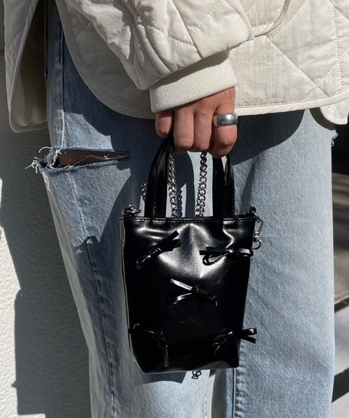 Me%（ミィパーセント）の「リボンポーチショルダー 103419（ショルダー