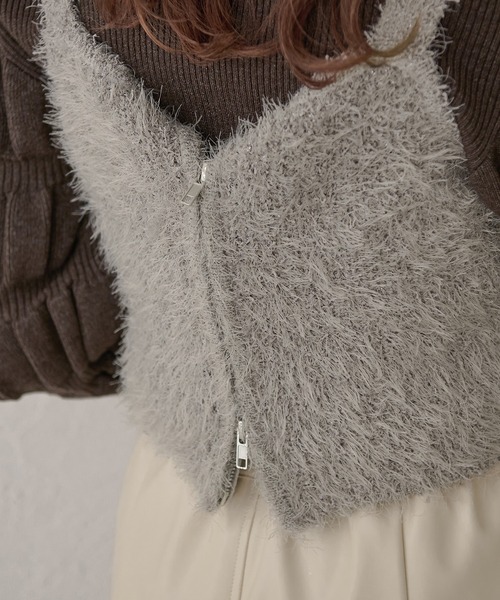 Ambre Neige(アンブルネージュ)の「シャギーWジップビスチェ/WEB/EC限定商品(キャミソール・レディース・グレー/アイボリー・FREE)」の9枚目の写真