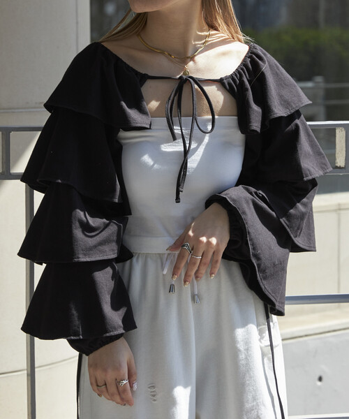 Firsthand（ファーストハンド）の「Firsthand/ファーストハンド オーガニックコットン天竺2WAYフリルスリーブカーディガン（カーディガン/ボレロ・レディース・ベージュ/ホワイト/ブラック・ﾌﾘ-）」の2枚目の写真