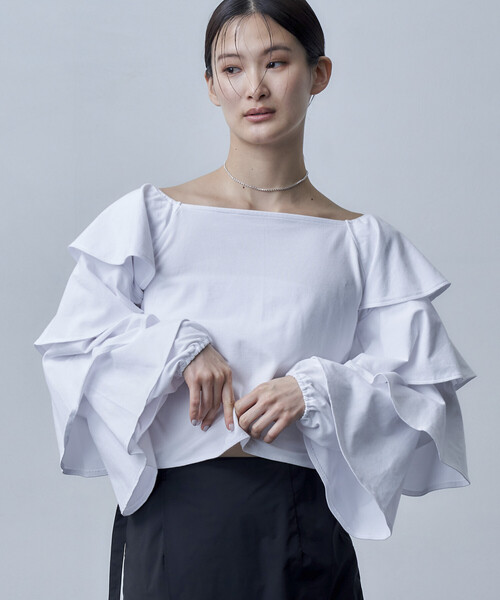 Firsthand（ファーストハンド）の「Firsthand/ファーストハンド オーガニックコットン天竺2WAYフリルスリーブカーディガン（カーディガン/ボレロ・レディース・ベージュ/ホワイト/ブラック・ﾌﾘ-）」の6枚目の写真