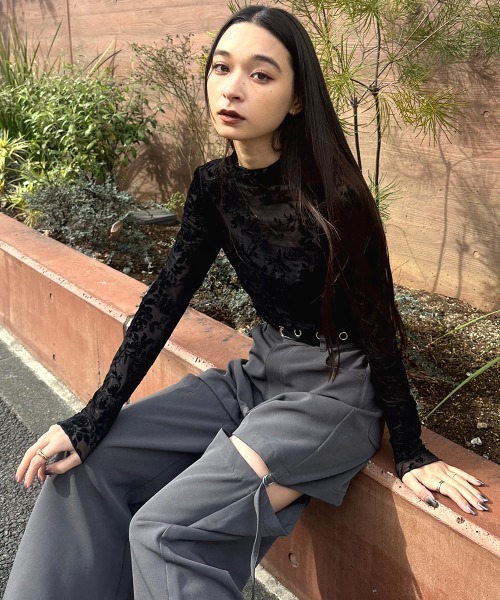 セール】オトナニュアンス漂う。花柄ハイネックシアープル