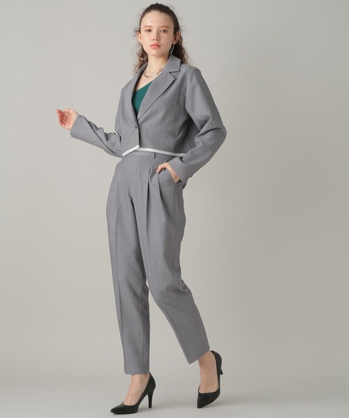 FOREVER 21(フォーエバー トゥエンティーワン)の「【2024SS】クロップドジャケット(テーラードジャケット・レディース・グレー/ブラック・FREE)」の5枚目の写真