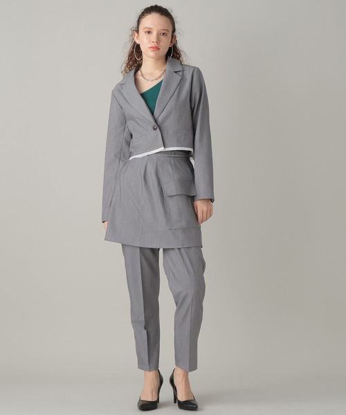 FOREVER 21(フォーエバー トゥエンティーワン)の「【2024SS】クロップドジャケット(テーラードジャケット・レディース・グレー/ブラック・FREE)」の6枚目の写真