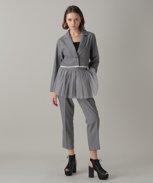 FOREVER 21(フォーエバー トゥエンティーワン)の「【2024SS】クロップドジャケット(テーラードジャケット・レディース・グレー/ブラック・FREE)」の13枚目の写真