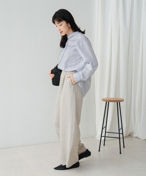 Bou Jeloud(ブージュルード)の「テトロン×コットンラメブロードストラップシャツ(Tシャツ/カットソー・レディース・ブルー/オフホワイト・38)」の5枚目の写真