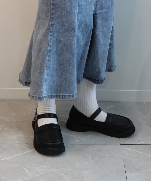 shoes365(シューズスリーシックスファイヴ)の「【shoes365】バックル止め 柔らかいローファー(ローファー・レディース・ブラック/ブラウン・22.0cm/21.5cm/21.0cm/20.5cm/23.5cm/23.0cm/22.5cm)」の12枚目の写真