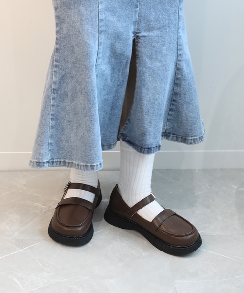 shoes365(シューズスリーシックスファイヴ)の「【shoes365】バックル止め 柔らかいローファー(ローファー・レディース・ブラック/ブラウン・22.0cm/21.5cm/21.0cm/20.5cm/23.5cm/23.0cm/22.5cm)」の20枚目の写真