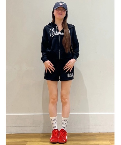 GAP（ギャップ）の「GAPロゴ ショートパンツ（WOMENS)（その他パンツ・レディース・ライトグレー/ネイビー/ラベンダー/ブラック/ピンク系その他/ベージュ/ピンク・S/XXS/XS/M/L）」の19枚目の写真