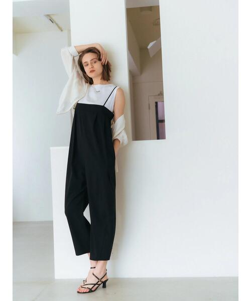 YECCA VECCA（イェッカヴェッカ）の「ドライタッチサロペット（サロペット/オーバーオール・レディース・ベージュ/ブラック・FREE）」の12枚目の写真