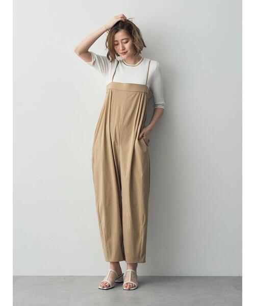 YECCA VECCA（イェッカヴェッカ）の「ドライタッチサロペット（サロペット/オーバーオール・レディース・ベージュ/ブラック・FREE）」の13枚目の写真