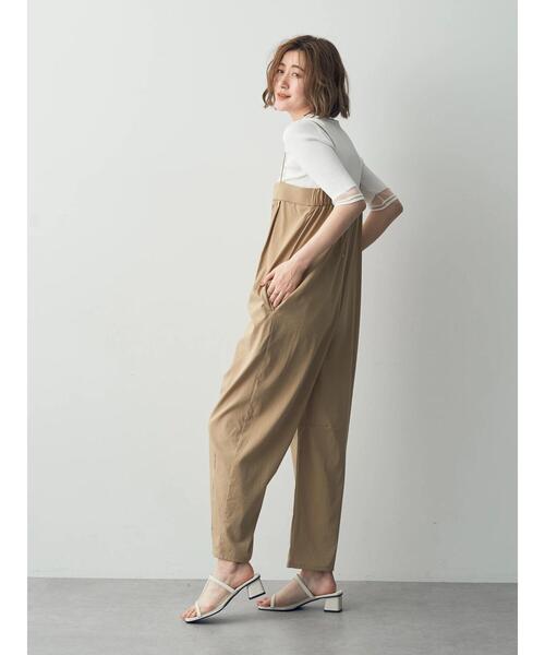 YECCA VECCA（イェッカヴェッカ）の「ドライタッチサロペット（サロペット/オーバーオール・レディース・ベージュ/ブラック・FREE）」の15枚目の写真