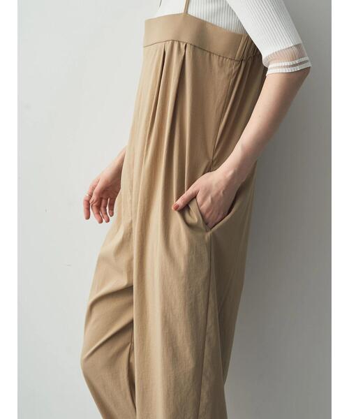 YECCA VECCA（イェッカヴェッカ）の「ドライタッチサロペット（サロペット/オーバーオール・レディース・ベージュ/ブラック・FREE）」の18枚目の写真