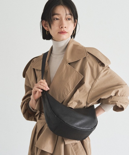 3/4～価格改定》ソフトレザーラウンドショルダーバッグ(CE-1326