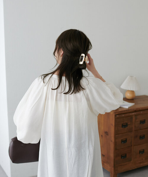 DISCOAT（ディスコート）の「【新色追加!/WEB限定】バルーンマキシワンピース（ワンピース・レディース・ホワイト/グリーン系その他/ブラック/グリーン系その他2/ブラウン・MEDIUM）」の9枚目の写真