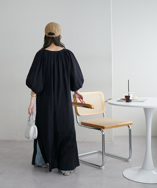 DISCOAT（ディスコート）の「【新色追加!/WEB限定】バルーンマキシワンピース（ワンピース・レディース・ホワイト/グリーン系その他/ブラック/グリーン系その他2/ブラウン・MEDIUM）」の14枚目の写真