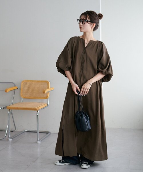 DISCOAT（ディスコート）の「【新色追加!/WEB限定】バルーンマキシワンピース（ワンピース・レディース・ホワイト/グリーン系その他/ブラック/グリーン系その他2/ブラウン・MEDIUM）」の17枚目の写真