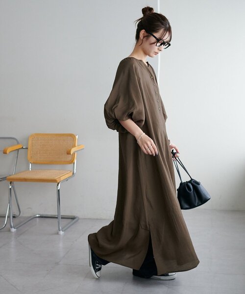 DISCOAT（ディスコート）の「【新色追加!/WEB限定】バルーンマキシワンピース（ワンピース・レディース・ホワイト/グリーン系その他/ブラック/グリーン系その他2/ブラウン・MEDIUM）」の18枚目の写真