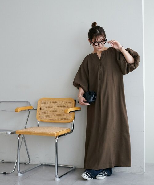 DISCOAT（ディスコート）の「【新色追加!/WEB限定】バルーンマキシワンピース（ワンピース・レディース・ホワイト/グリーン系その他/ブラック/グリーン系その他2/ブラウン・MEDIUM）」の19枚目の写真