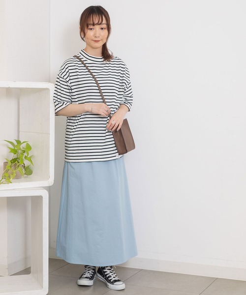 POU DOU DOU(プードゥドゥ)の「モックネックトップス(Tシャツ/カットソー・レディース・ブラック/ブルー/アイボリー/ダークグレー・3)」の21枚目の写真