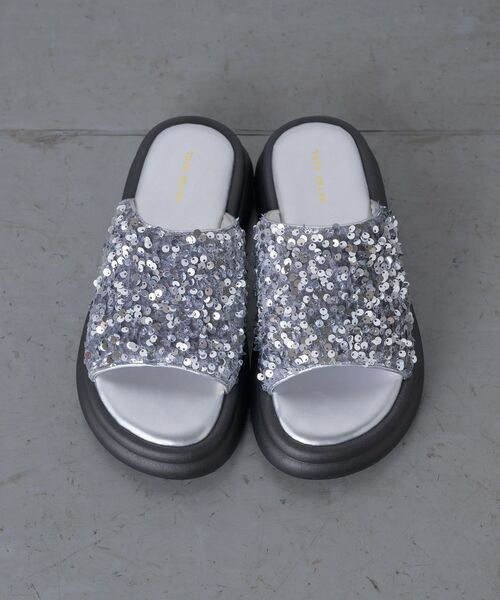 RETRO GIRL(レトロガール)の「スパンコールサンダル(サンダル・レディース・ブラック/オフホワイト/シルバー・MEDIUM/LARGE)」の15枚目の写真