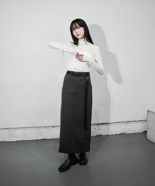 Y/lim(イリム)の「ピンストライプIラインスカート(スカート・レディース・グレー/チャコールグレー・M/L)」の4枚目の写真