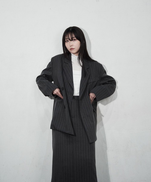 Y/lim(イリム)の「ピンストライプIラインスカート(スカート・レディース・グレー/チャコールグレー・M/L)」の16枚目の写真