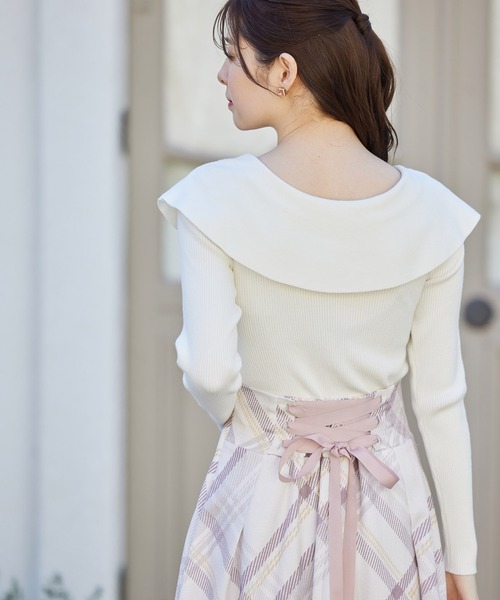 tocco closet(トッコ クローゼット)の「アシメカラーツイストリブニットプルオーバー(ニット/セーター・レディース・オフホワイト/ピンク/サックスブルー・M)」の14枚目の写真