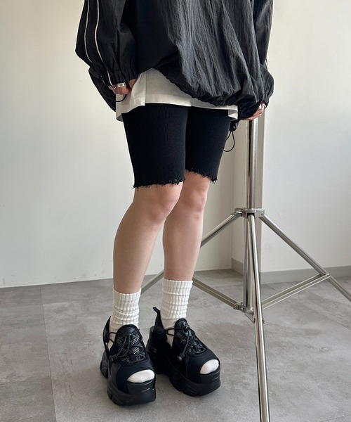 apres jour mignon(アプレジュールミニョン)の「バイカーパンツ【ZOZOTOWN限定アイテム】(その他パンツ・レディース・チャコールグレー/ブラック・X-LARGE/MEDIUM/SMALL)」の1枚目の写真