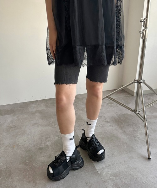 apres jour mignon(アプレジュールミニョン)の「バイカーパンツ【ZOZOTOWN限定アイテム】(その他パンツ・レディース・チャコールグレー/ブラック・X-LARGE/MEDIUM/SMALL)」の11枚目の写真