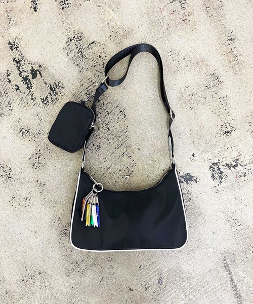 Magine(マージン)の「cheek チーク:square sholder/スクエア ショルダーバッグ(ショルダーバッグ・レディース・パープル/ブラック/ホワイト・FREE)」の16枚目の写真
