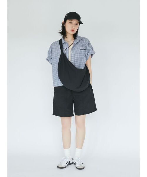 Ungrid（アングリッド）の「ハーフスリーブエンブロイダリーシャツ（シャツ/ブラウス・レディース・ブラック/スカイブルー/ブルー・FREE）」の8枚目の写真