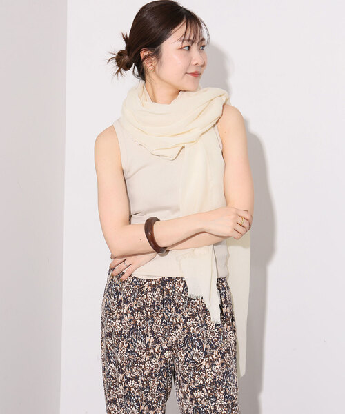 SLOBE IENA（スローブイエナ）の「SLOBE IENA ストール（ストール/ショール・レディース・チャコールグレー/スカイブルー/アイボリー・FREE）」の12枚目の写真