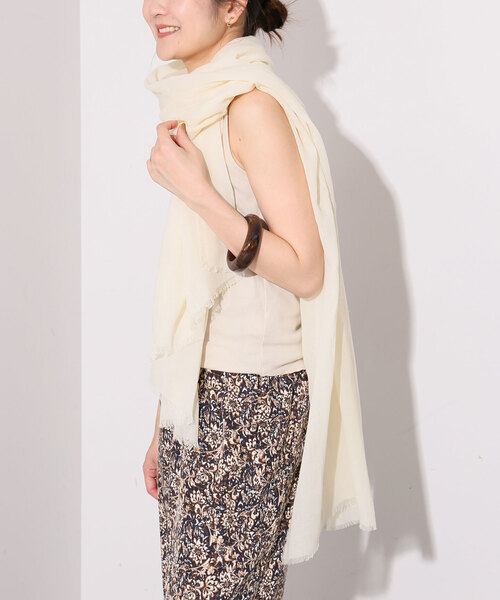 SLOBE IENA（スローブイエナ）の「SLOBE IENA ストール（ストール/ショール・レディース・チャコールグレー/スカイブルー/アイボリー・FREE）」の13枚目の写真