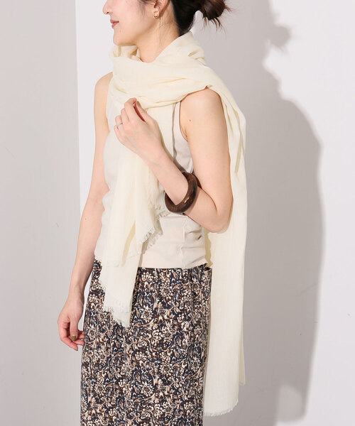 SLOBE IENA（スローブイエナ）の「SLOBE IENA ストール（ストール/ショール・レディース・チャコールグレー/スカイブルー/アイボリー・FREE）」の14枚目の写真