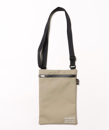 MIDIUMISOLID（ミディウミソリッド）の「MIDIUMISOLID スリングバッグ（ショルダーバッグ）」