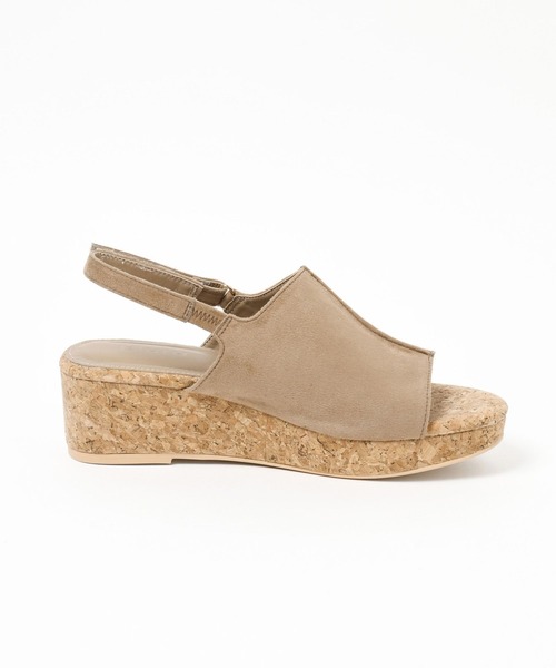 Elura（エルーラ）の「ふかふかFITウェッジソールサンダル/126049（サンダル・レディース・アイボリー/ベージュ・LARGE/MEDIUM）」の20枚目の写真