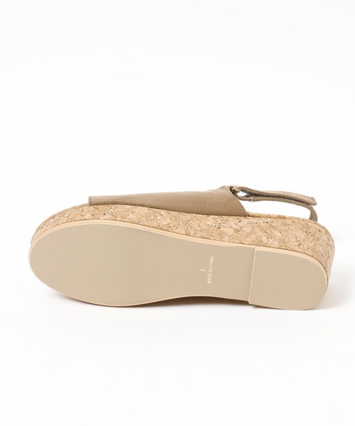 Elura（エルーラ）の「ふかふかFITウェッジソールサンダル/126049（サンダル・レディース・アイボリー/ベージュ・LARGE/MEDIUM）」の18枚目の写真